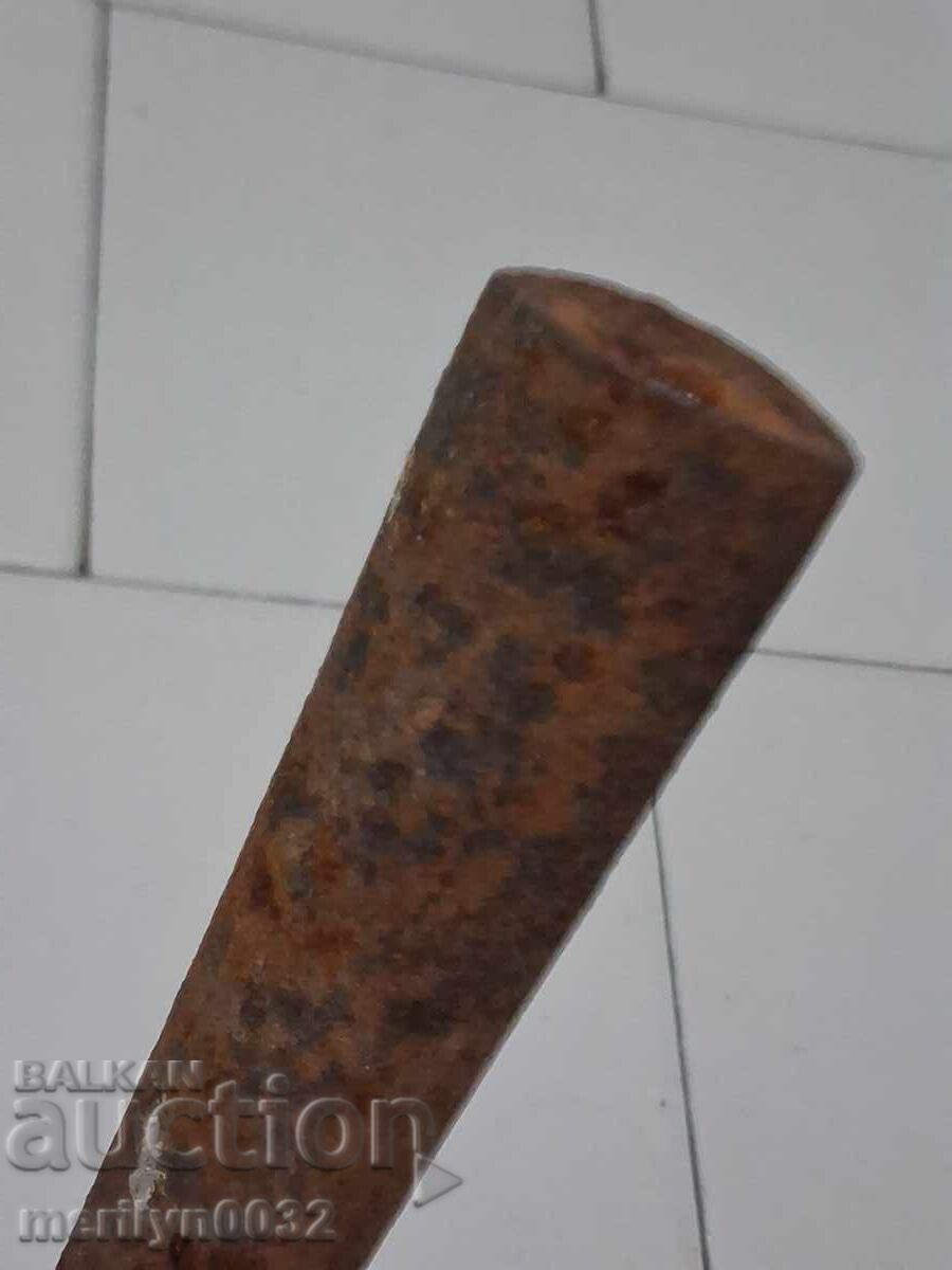 Old hand-forged anvil for hair straightening - 7