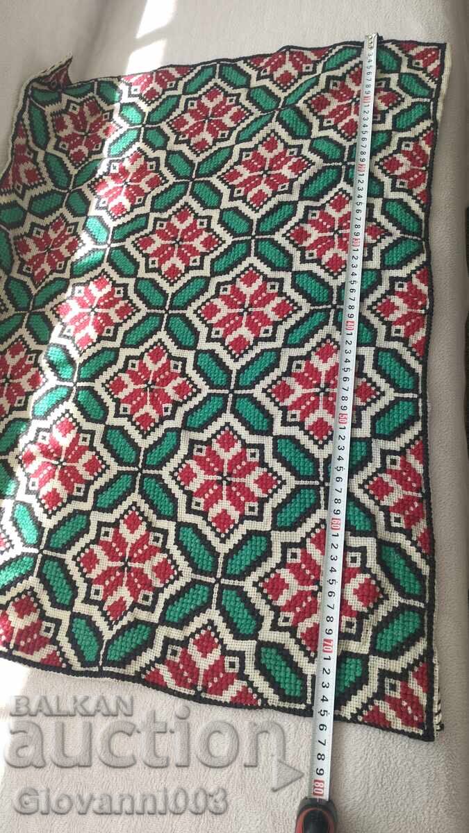 Δημοπρασία Κεντημένο παλιό χαλί