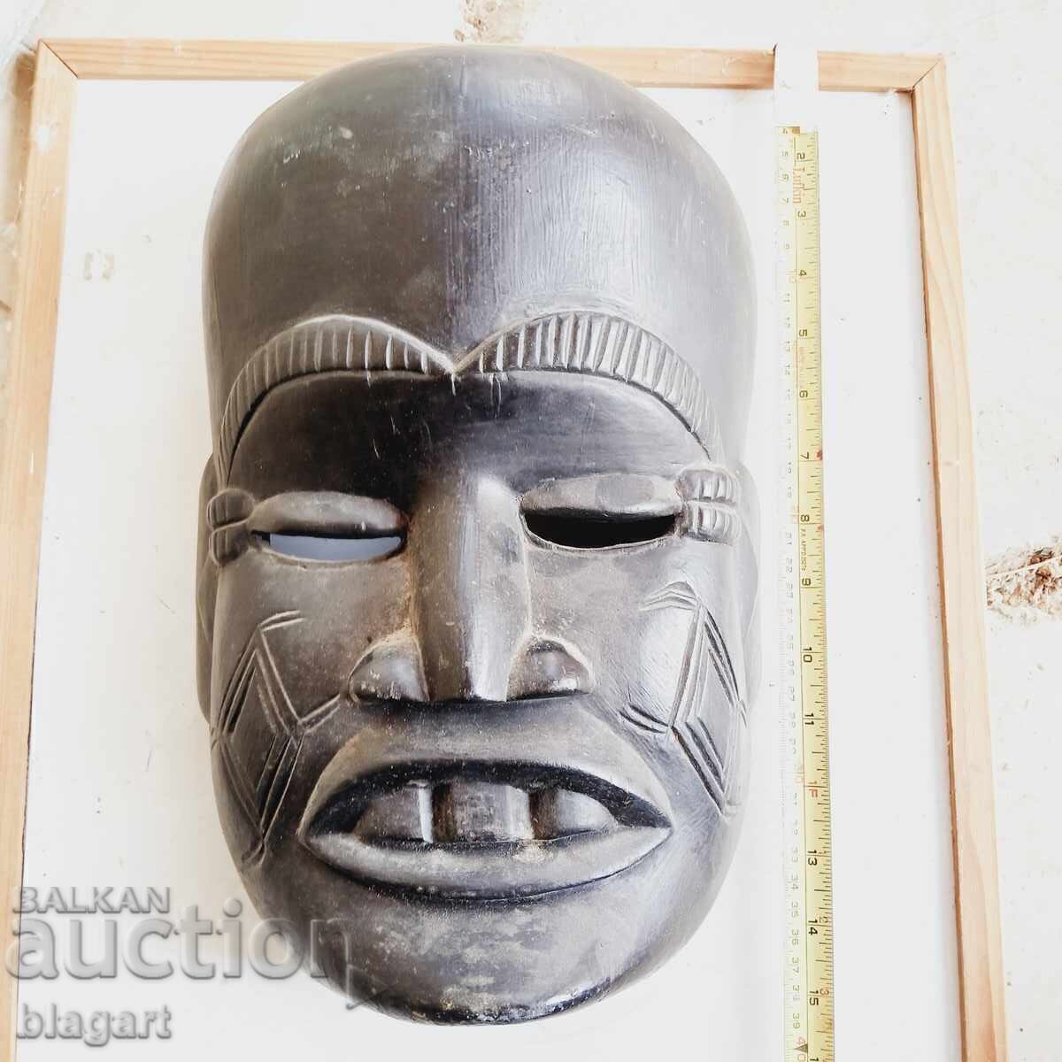 Masca veche 40cm. sculptură în lemn Africa