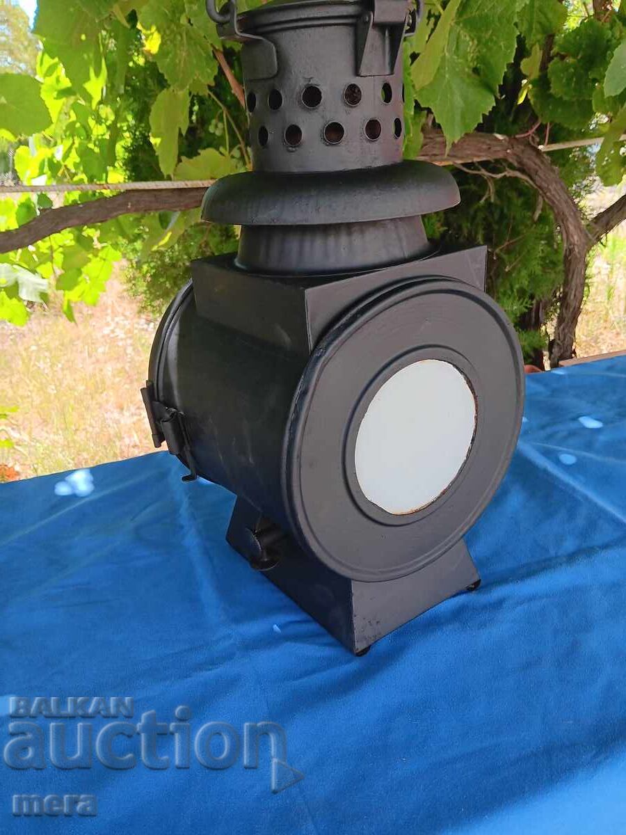 Licitație Lampă de gaz de transport veche, mare