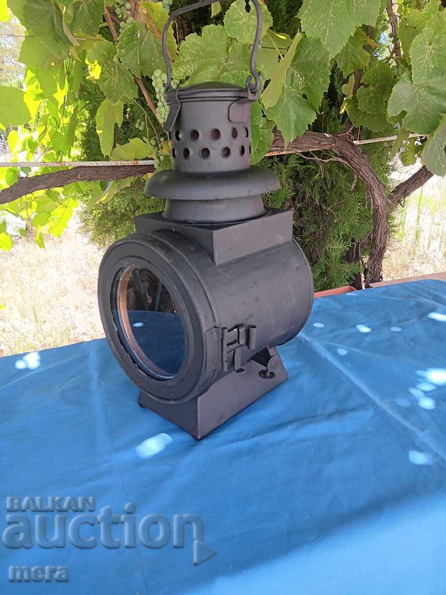 Lampă de gaz de transport veche, mare