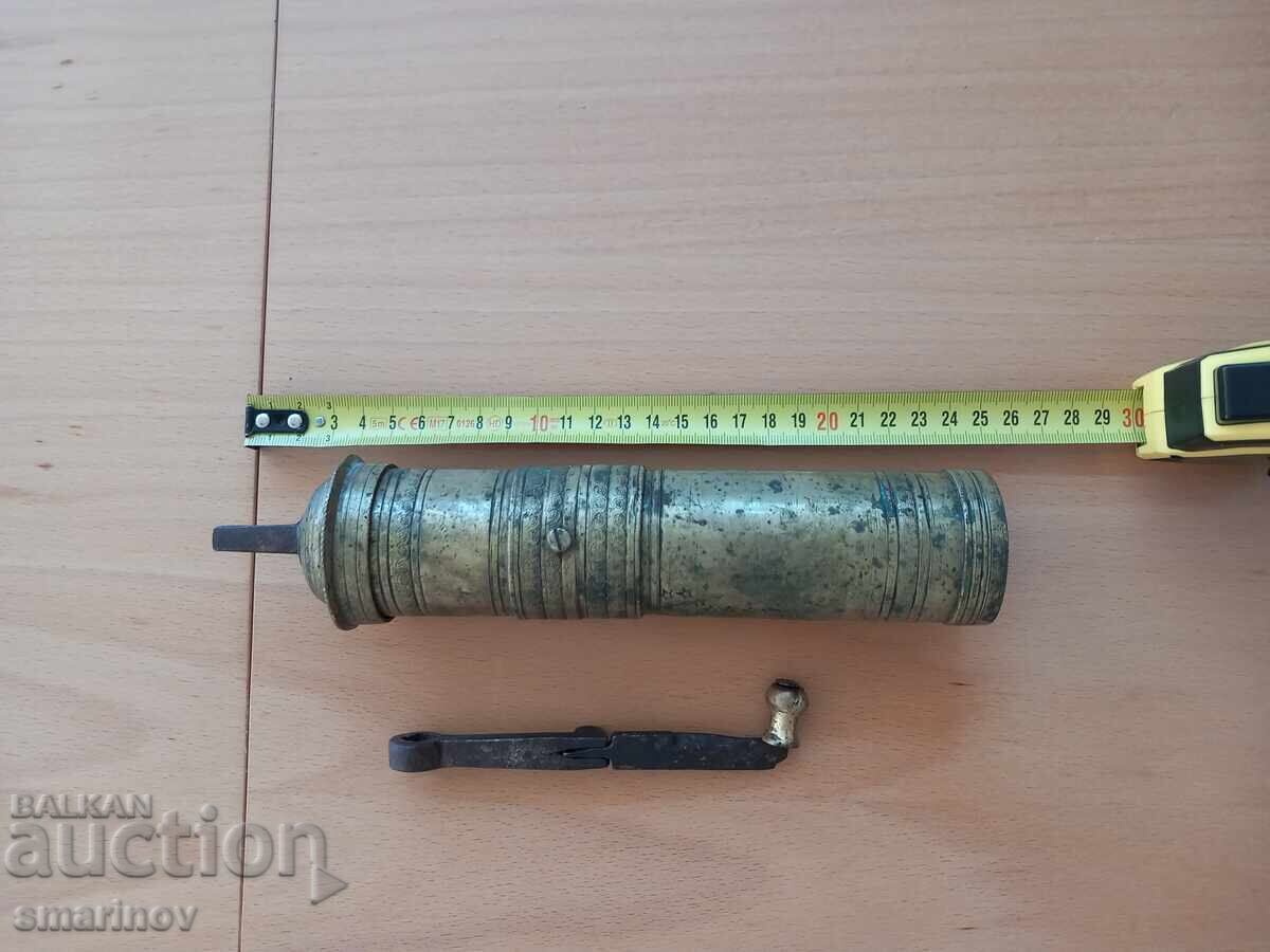 Стара османска мелничка за черен пипер с цена 65.00 лв. | € 33.23