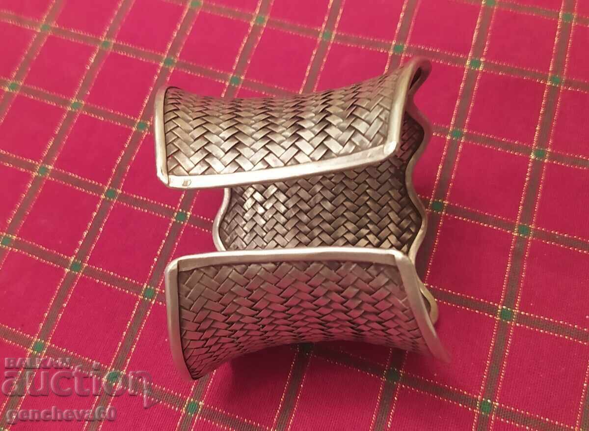 Brățară argint veche, autentică, de artizanat, 73g cu preț 400.00 BGN | € 204.52