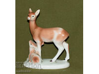 Statuetă veche de porțelan bulgărească căprioară