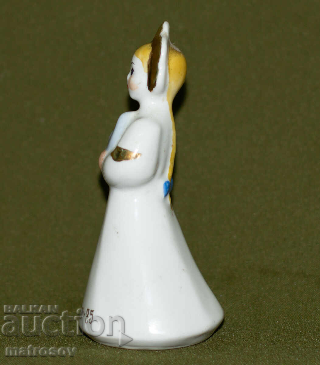 Figurină din porțelan rusesc XII Festivalul Mondial al Tineretului - 5