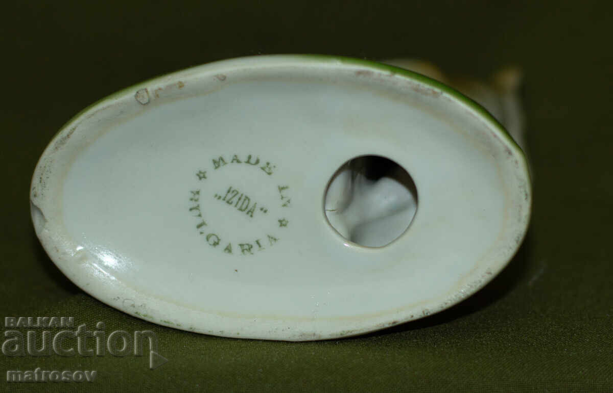 Statuetă veche de porțelan bulgărească, căprioară - 6