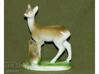 Statuetă veche de porțelan bulgărească, căprioară