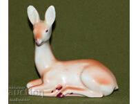 Statuetă decorativă din porțelan, căprioară