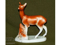 Statuetă veche de porțelan bulgărească, căprioară