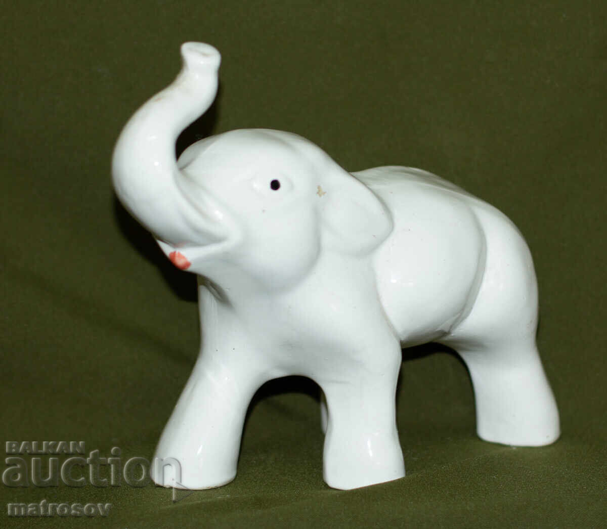 Δημοπρασία Διακοσμητικό πορσελάνινο ειδώλιο, λευκό ελεφαντάκι