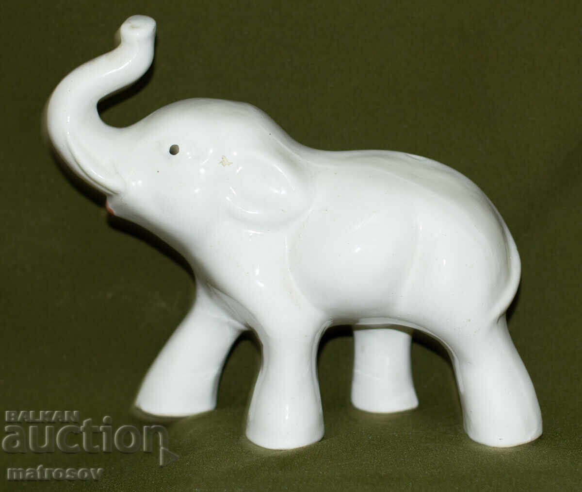 Διακοσμητικό πορσελάνινο ειδώλιο, λευκό ελεφαντάκι
