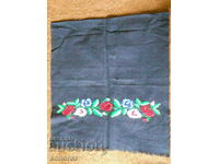 Embroidered Turlach apron without strings