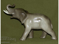 Statuetă decorativă din porțelan, elefant