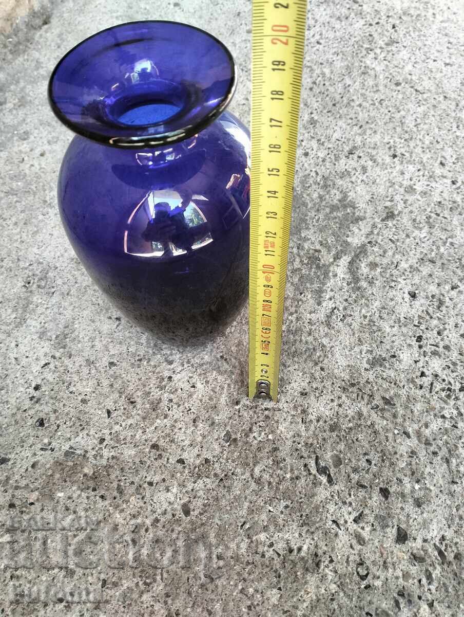 Blue glass vase with price 24.99 BGN | € 12.78
