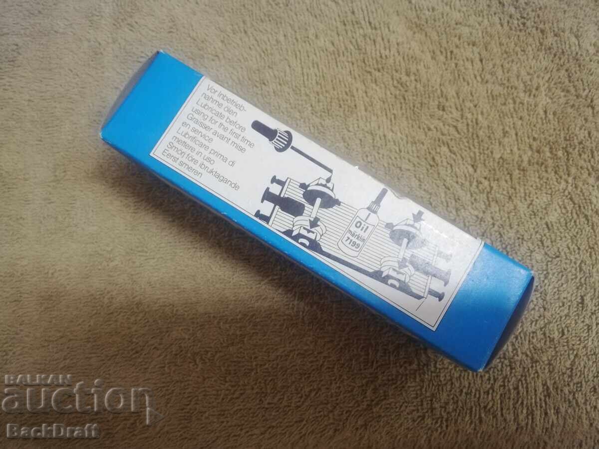 Delivery of Toy Model Freight Wagon Pepsi, Marklin HO 4419 Train Car