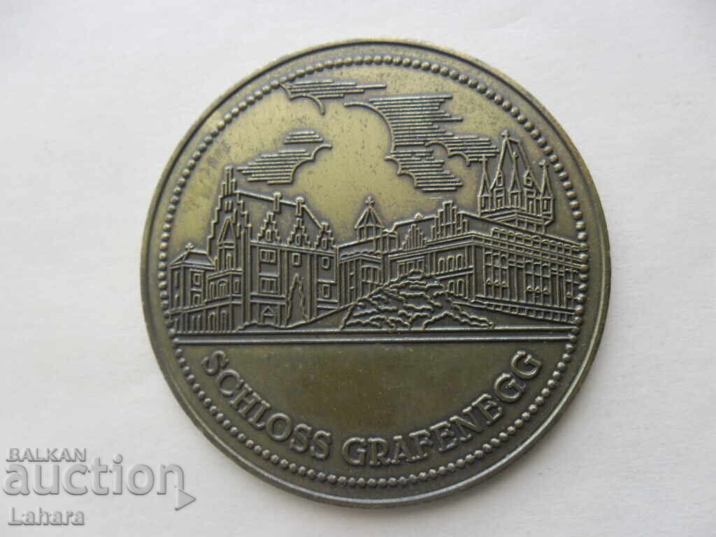 Licitație Jeton, placă