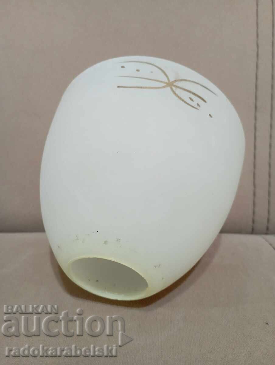 Παράδοση Γυάλινο αμπαζούρ. Γυαλί λάμπας. Κύπελλο πολυελαίου