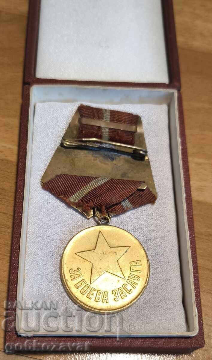 Medalie "Pentru merit în luptă"! Cutie! cu preț 12.90 BGN | € 6.60
