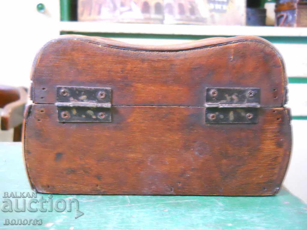 Παράδοση Μπαμπού κοσμηματοπωλείο (με επένδυση) Παράδοση Μπαμπού κοσμηματοπωλείο (με επένδυση)