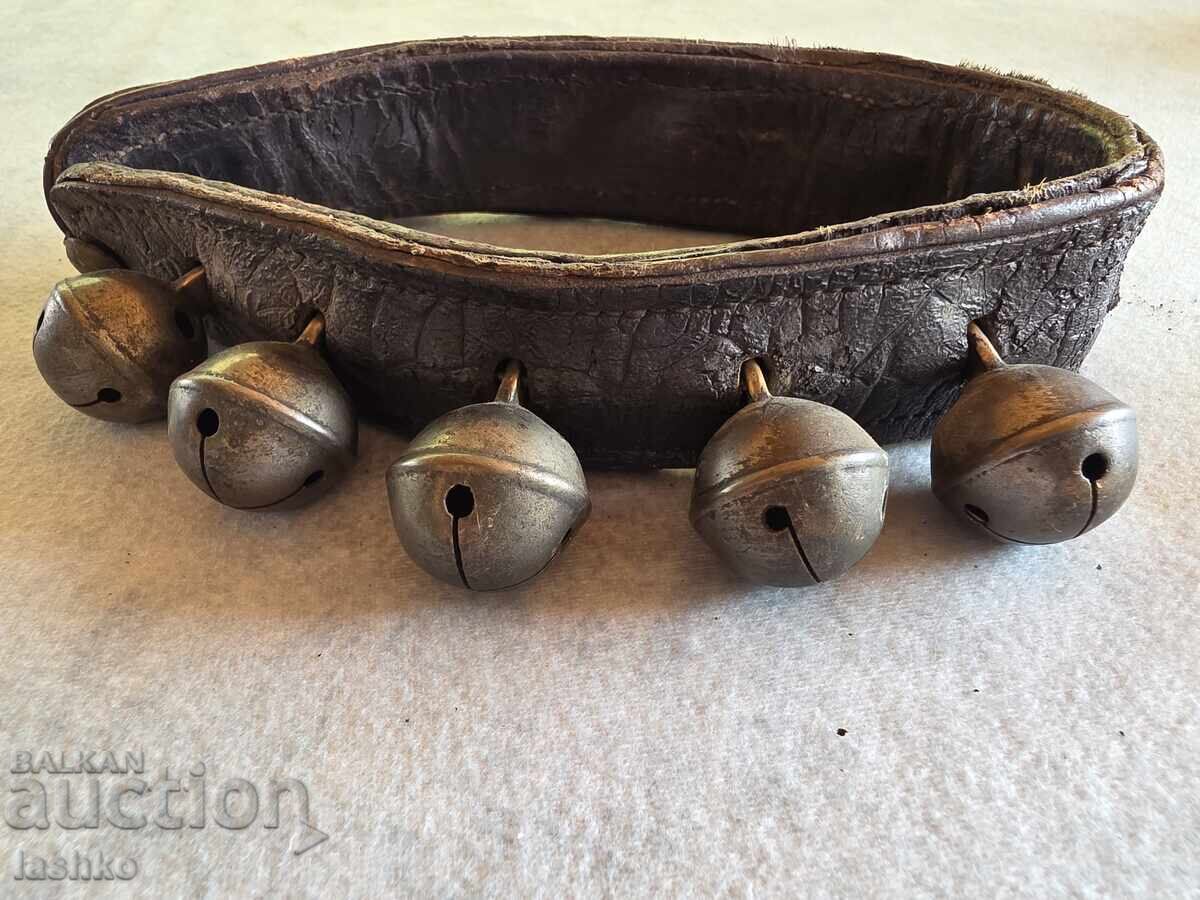 Bell, clapper, chime with price 199.99 BGN | € 102.25