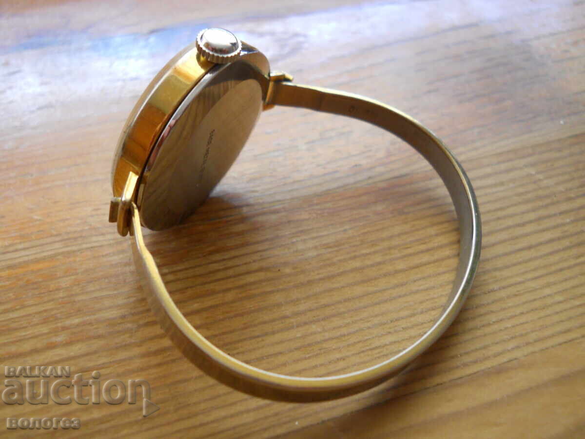 Auction Women's Bracelet Watch "Lugano" Switzerland Auction Women's Bracelet Watch "Lugano" Switzerland