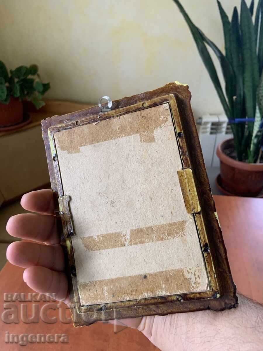 Delivery of PICTURE PHOTO POSTER RETRO FRAME Delivery of PICTURE PHOTO POSTER RETRO FRAME