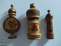 Vase din lemn sculptate și pictate manual pentru ulei de trandafiri