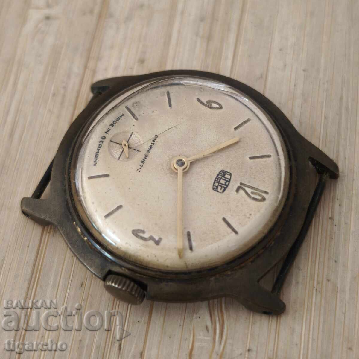 ceas Ruhla cu preț 35.00 BGN | € 17.90 ceas Ruhla cu preț 35.00 BGN | € 17.90