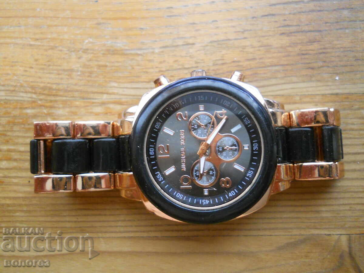 Часовник хронограф "Michael Kors" с цена 60.00 лв. | € 30.68 Часовник хронограф "Michael Kors" с цена 60.00 лв. | € 30.68