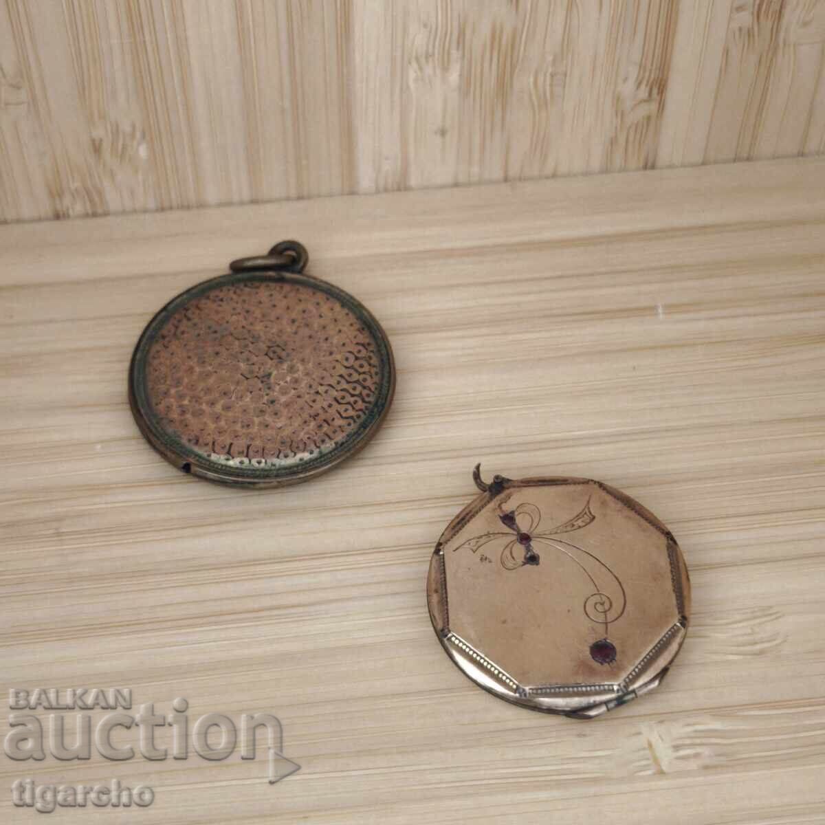 Παλιά γυναικεία μενταγιόν - 5 Παλιά γυναικεία μενταγιόν - 5