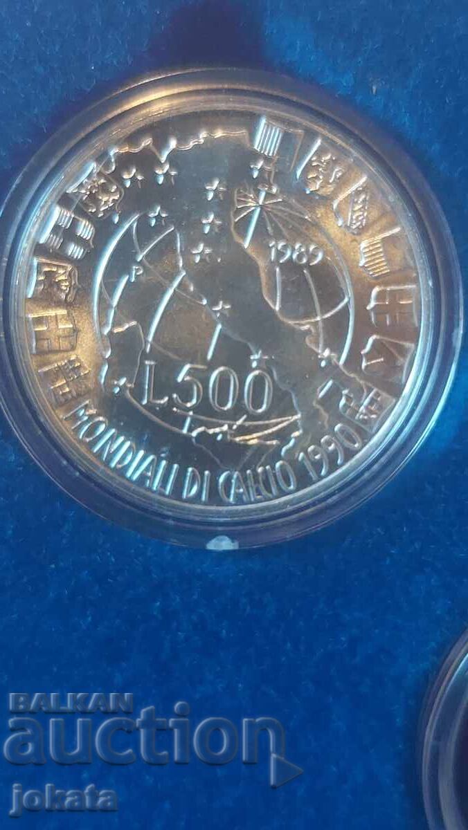 Lot of 200 and 500 Lira Silver Jubilee Coins with price 60.00 BGN | € 30.68