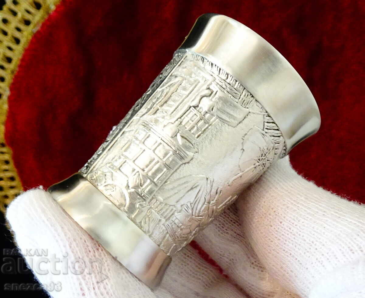 Livrarea Cană de staniu cu picturi Poetul sărac, Prieteni din copilărie Livrarea Cană de staniu cu picturi Poetul sărac, Prieteni din copilărie