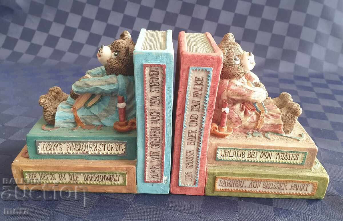 Pair of bookends with price 75.00 BGN | € 38.35 Pair of bookends with price 75.00 BGN | € 38.35