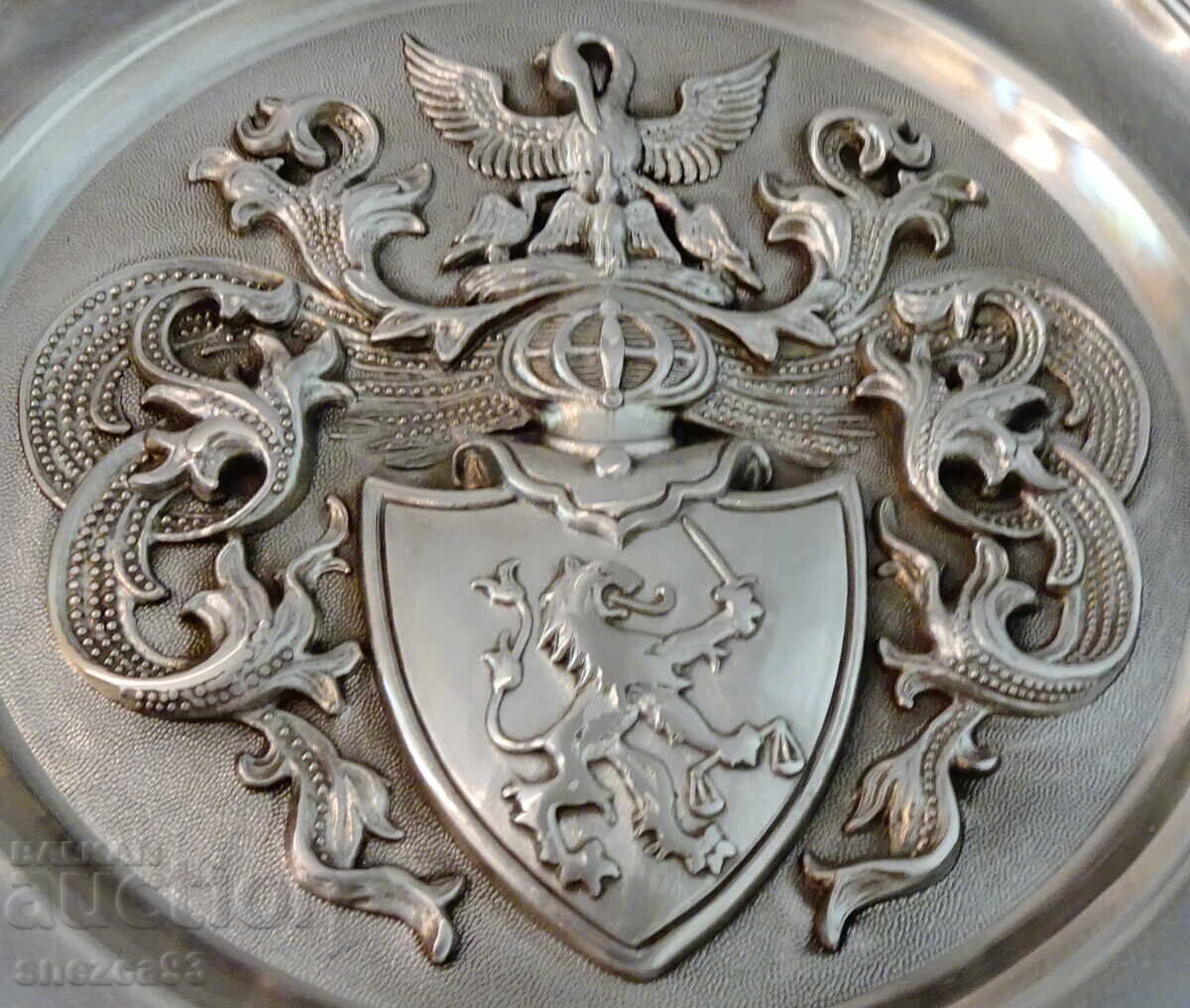 Pewter plate, pewter panel with family symbols, pewter with price 39.00 BGN | € 19.94