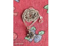 Silver chain with pendant. 925 Sterling Silver. 53cm. Selling over 100