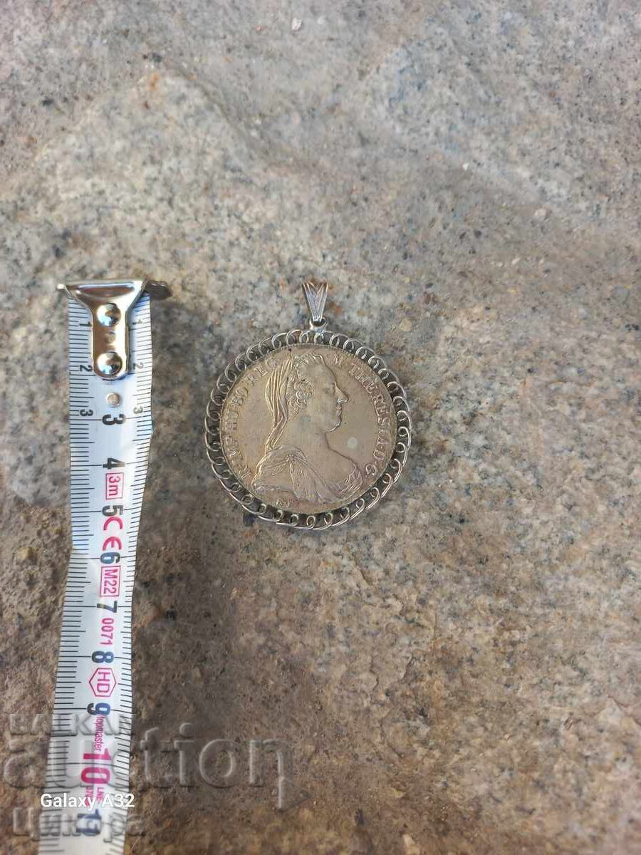 Auction  STAR SILVER JEWELRY TALER COSTUME