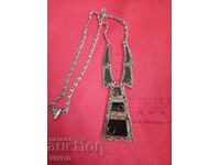 Старинно колие с емаил