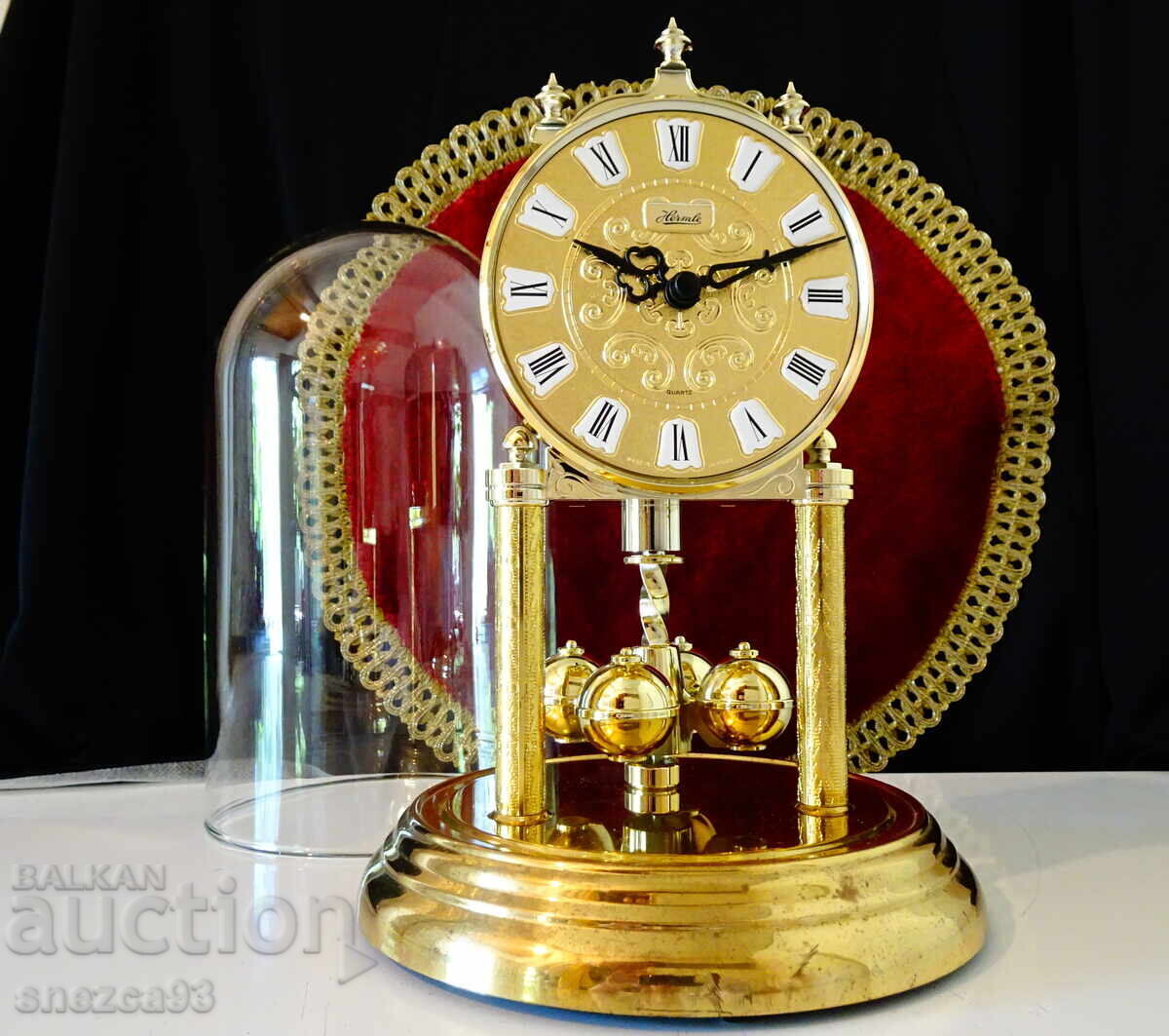 Table clock, glass dome, baroque, gilding with price € 50.62 | 99.00 BGN Table clock, glass dome, baroque, gilding with price € 50.62 | 99.00 BGN
