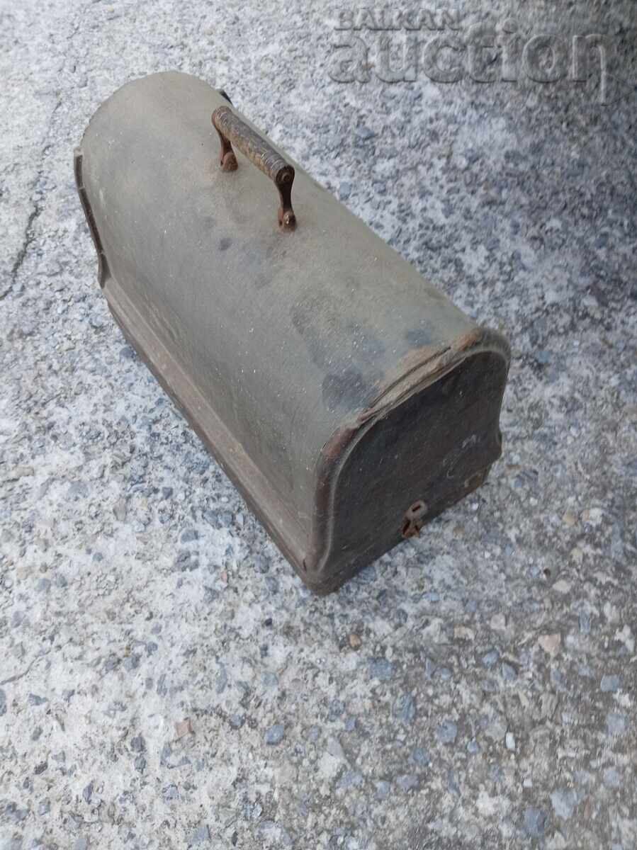 Antique Singer Sewing Machine - 7