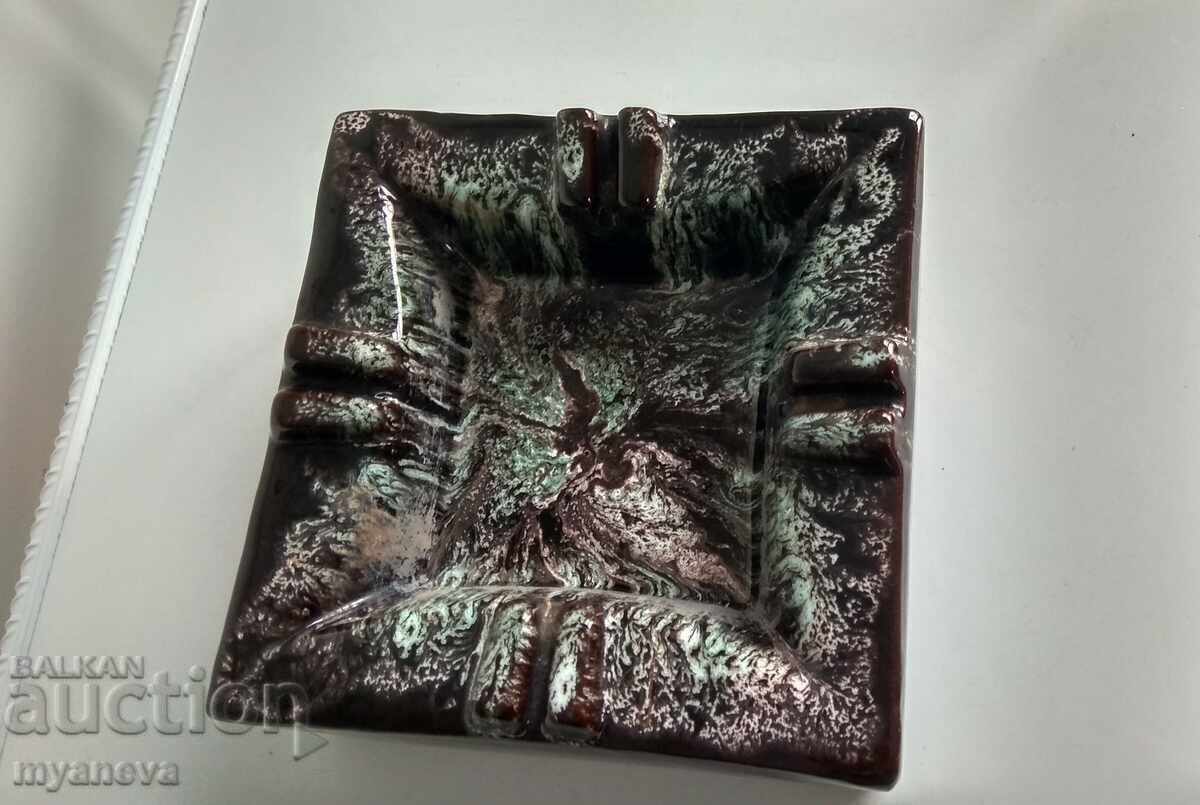 Auction  Bulgarian porcelain ashtray from the USSR