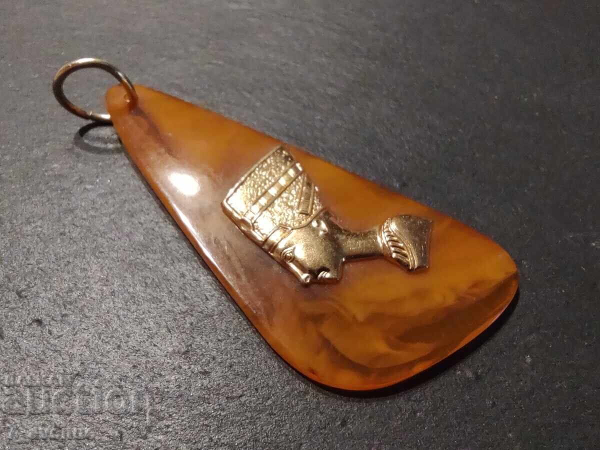 Delivery of Necklace - interesting, pendant, 17.08.25 Delivery of Necklace - interesting, pendant, 17.08.25