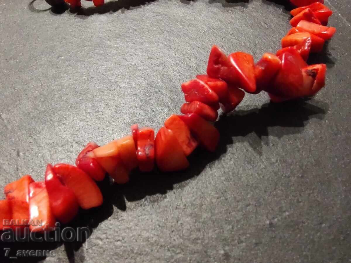 Доставка на Колие - натурални Корали, 17.08.25