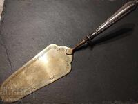 Veche paletă pentru tort și alte dulciuri 18.08.25