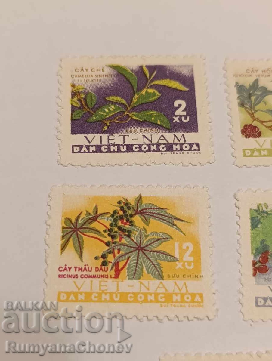 timbre poștale Vietnam 1962 cu preț 15.00 BGN | € 7.67