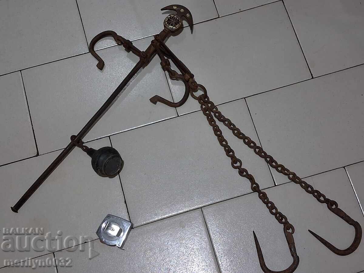 Καντάρι με τοπουζ Οθωμανικής αυτοκρατορίας ζυγός ζυγίζει σε οκάδες με τιμή 98.00 BGN | € 50.11