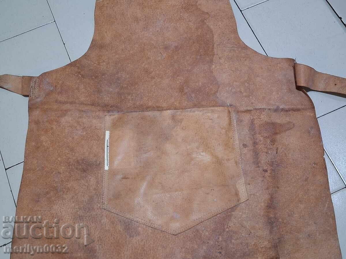 Șorț vechi din piele de fierar sudor NEFOLOSIT - 5 Șorț vechi din piele de fierar sudor NEFOLOSIT - 5