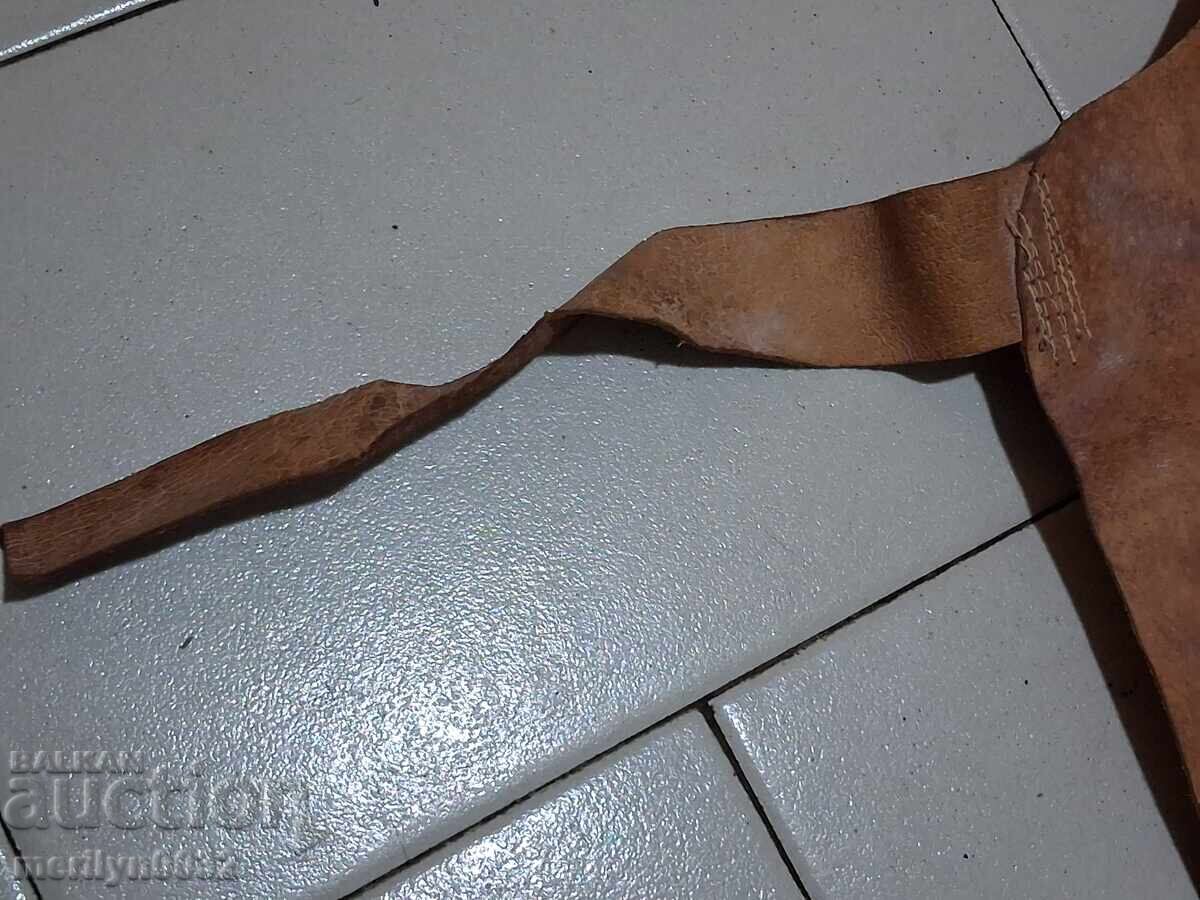 Șorț vechi din piele de fierar sudor NEFOLOSIT - 6 Șorț vechi din piele de fierar sudor NEFOLOSIT - 6