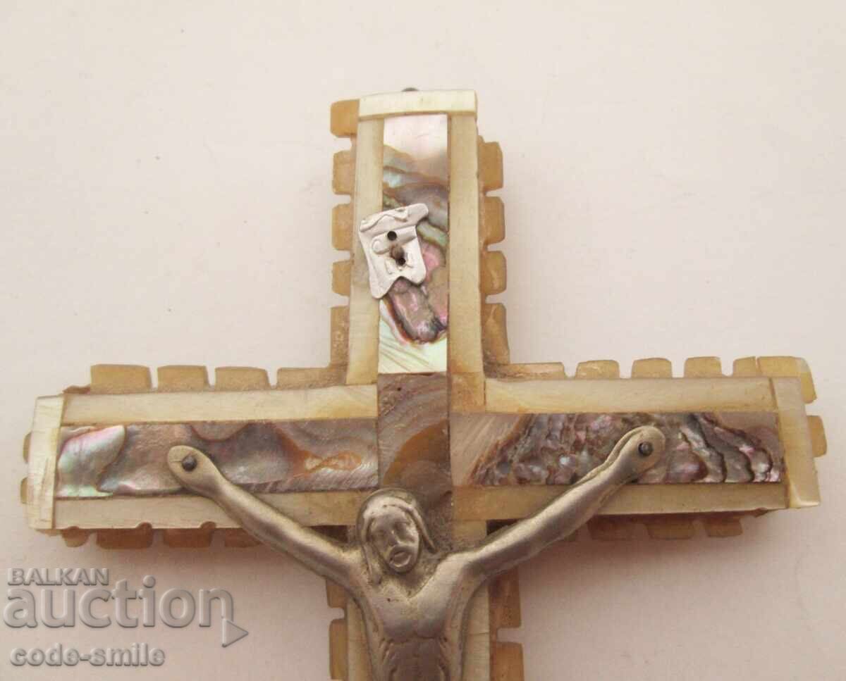 Auction  Large, old, mother-of-pearl religious cross, wood and mother-of-pearl, Jerusalem