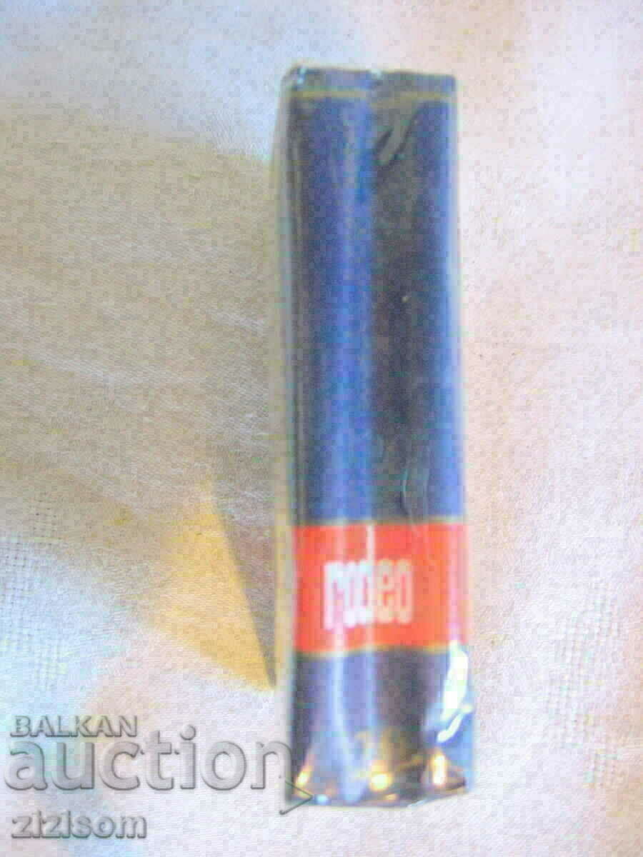 ΠΑΚΕΤΟ RODEO LIGHT ΤΣΙΓΑΡΑ ΔΕΝ ΤΥΠΩΜΕΝΟ 1980 με τιμή € 10.00 | 19.56 BGN