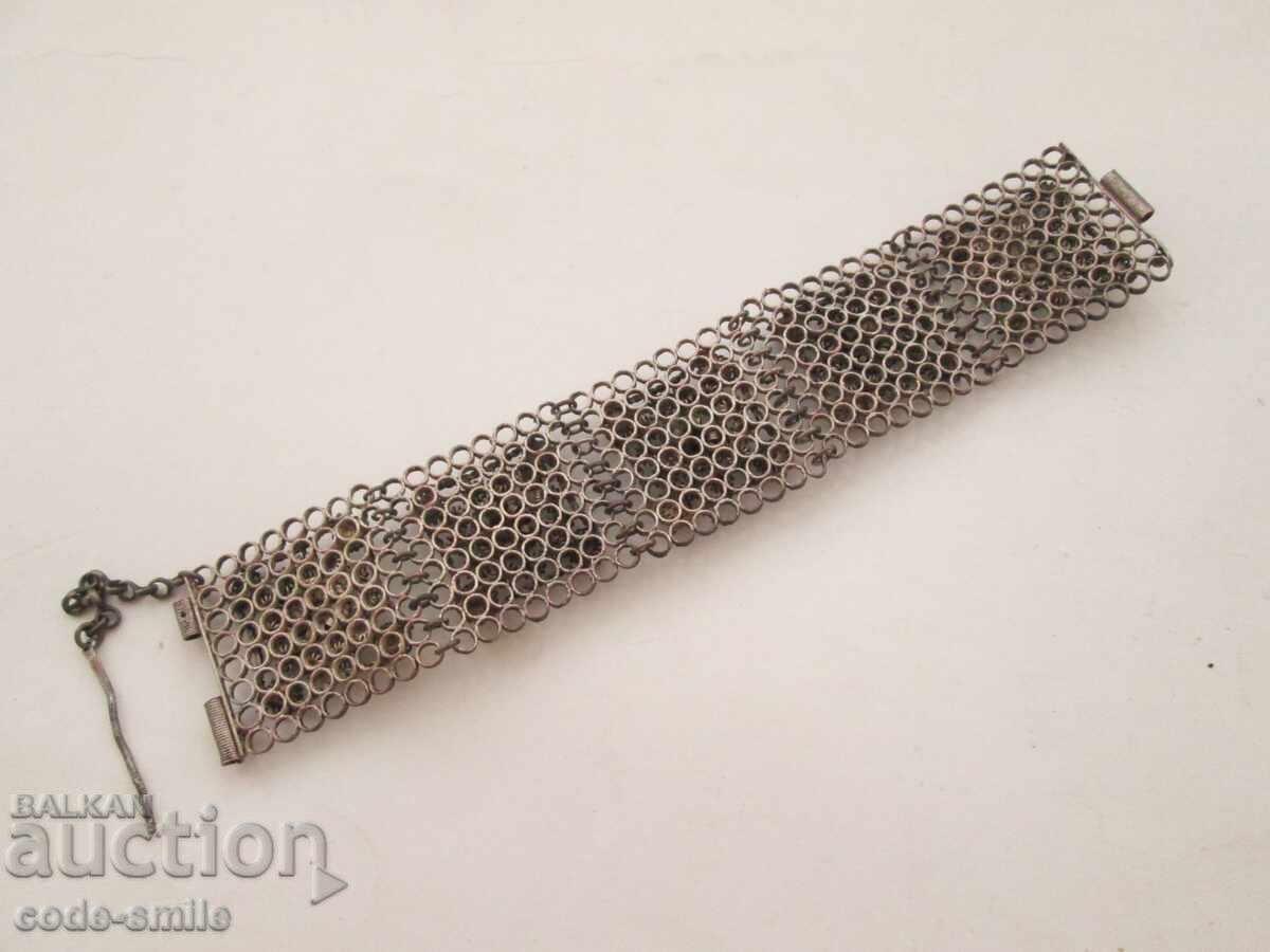 Παλαιό, παλαιό γυναικείο βραχιόλι Αναγέννησης, κόσμημα με τιμή 100.00 BGN | € 51.13